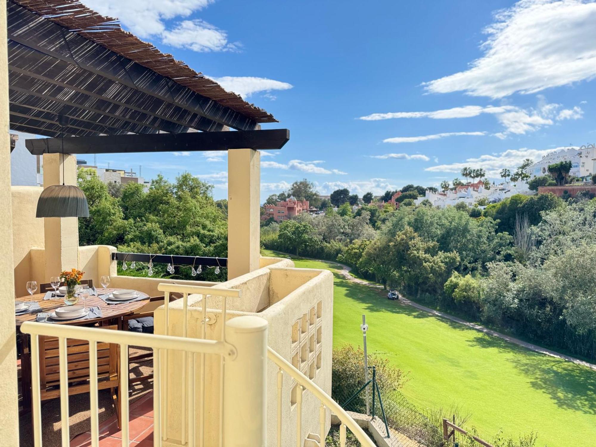 Holiday home Casa De La Alegria, 3-bedroom House Near Cabopino Beach, Marbella